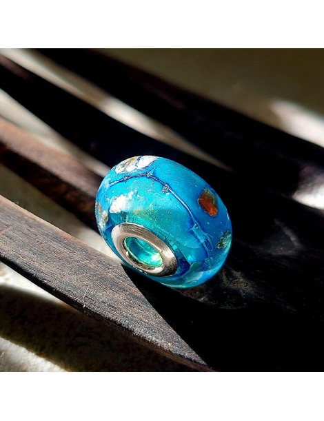 Charm Bleu artisanal en verre de Murano